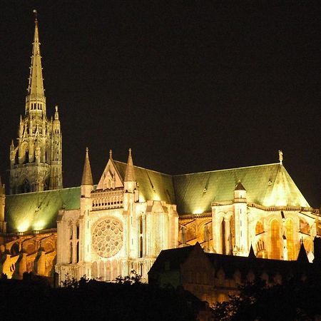"Le Rooftop De La Fontaine" Dans Cadre Verdoyant Luisant Exterior foto