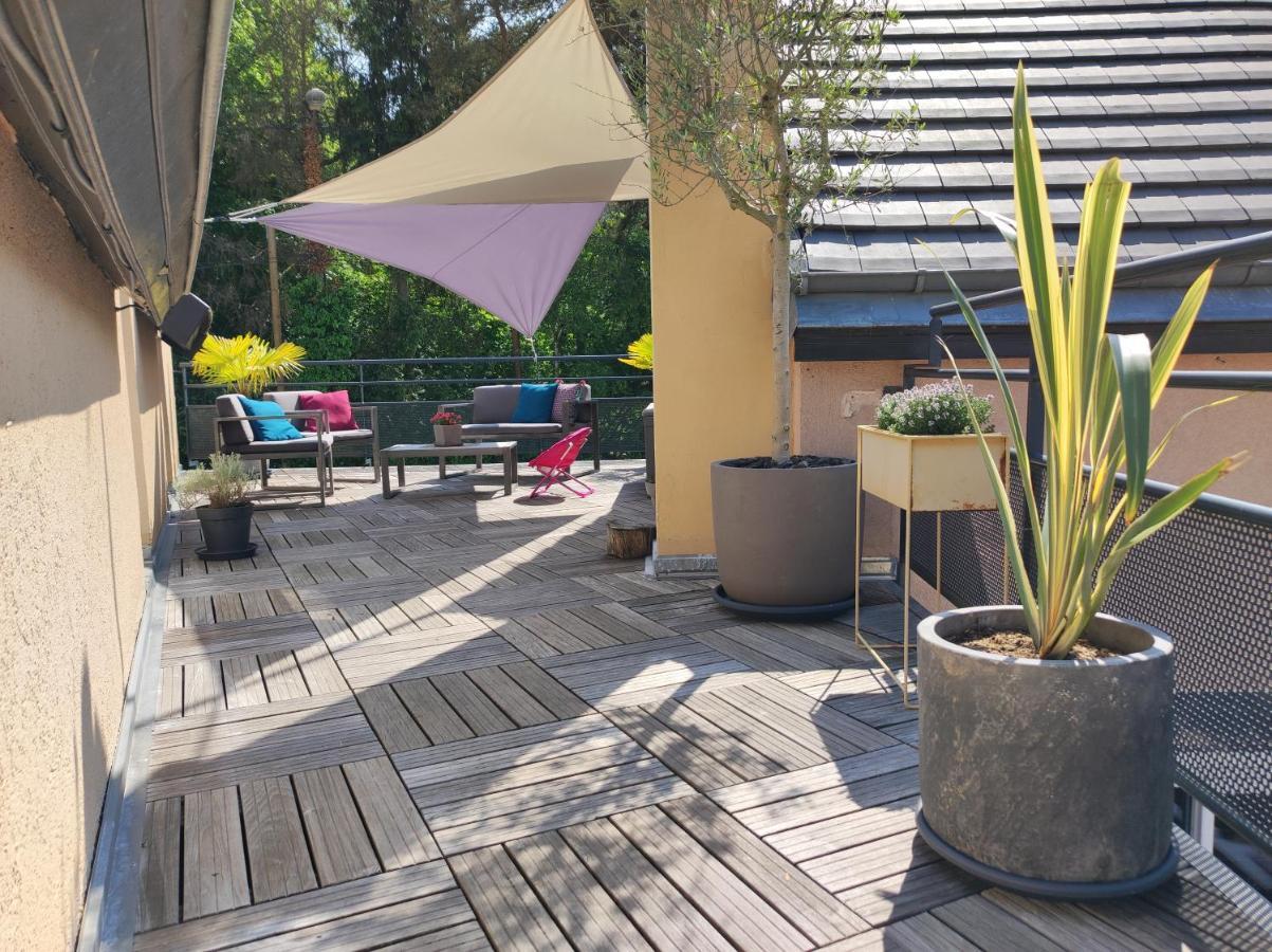 "Le Rooftop De La Fontaine" Dans Cadre Verdoyant Luisant Exterior foto